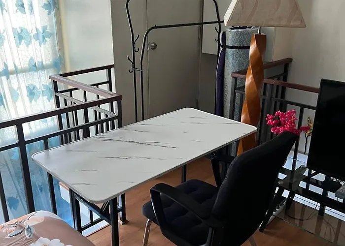 Osaka Japan Theme Greenbelt Glorieta Makati Big Unit Loft 50sqm Free Pool Gym Netflix Prime Hbo Max Apartment Manila