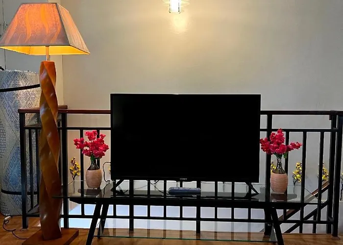 Osaka Japan Theme Greenbelt Glorieta Makati Big Unit Loft 50sqm Free Pool Gym Netflix Prime Hbo Max